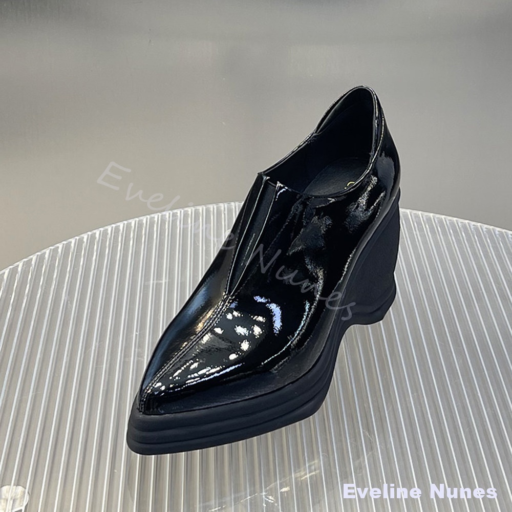 Patent Leather V Cut Pointed T - Street Fashion Y2K ulasan dan harga