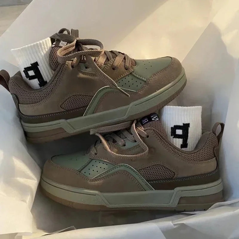 Fashion Vintage Sneakers Men A - Street Fashion Couple ulasan dan harga